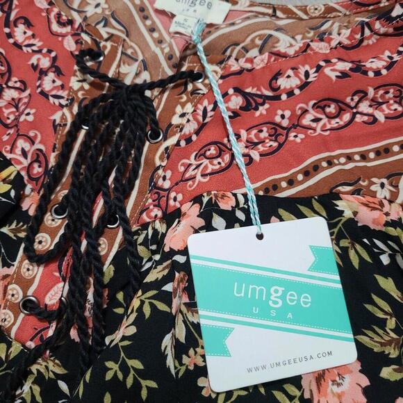 Umgee Dress Small Boho Floral Black Lace Up V Neck NWT - Picture 3 of 7
